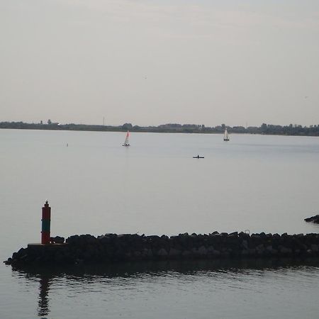 Port Rive Gauche Iona Lägenhet Marseillan  Exteriör bild